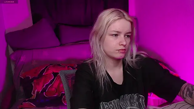 CherryNight6 online show from 12, 4, 2026