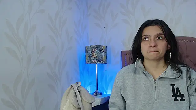 Emmy Palacios online show from 9, 1, 2026