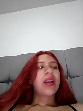 Lunatemptress4 online show from 15, 12, 2025