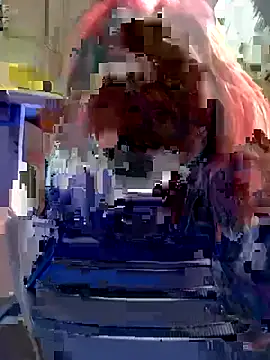 Lunatemptress4 online show from 17, 12, 2025