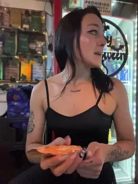 Lia  white online show from 1, 11, 2025