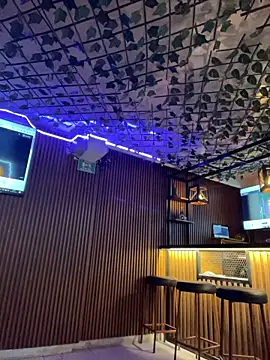 Lia  white online show from 21, 12, 2025