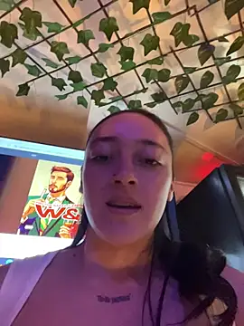 Lia  white online show from 14, 12, 2025