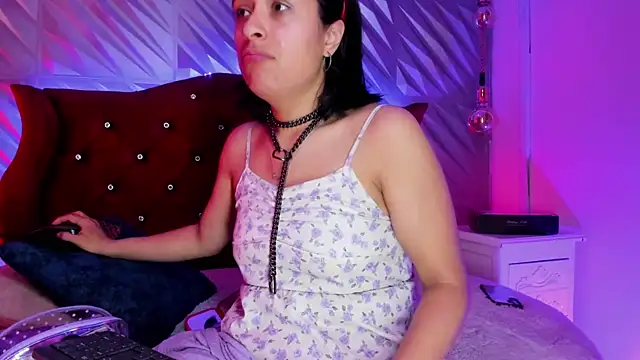 Roxanne Han online show from 9, 7, 2026