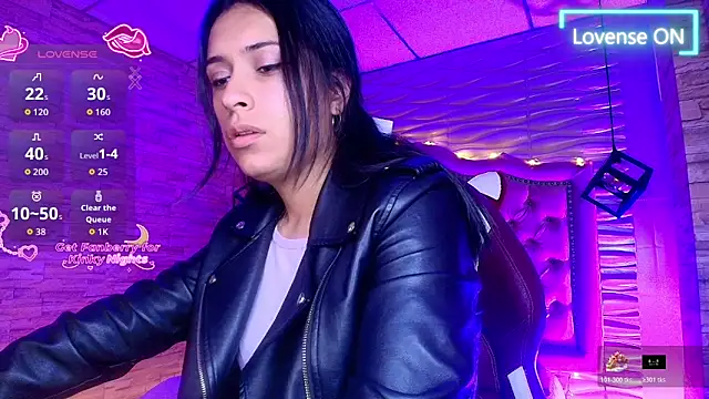 Roxanne Han online show from 20, 11, 2025