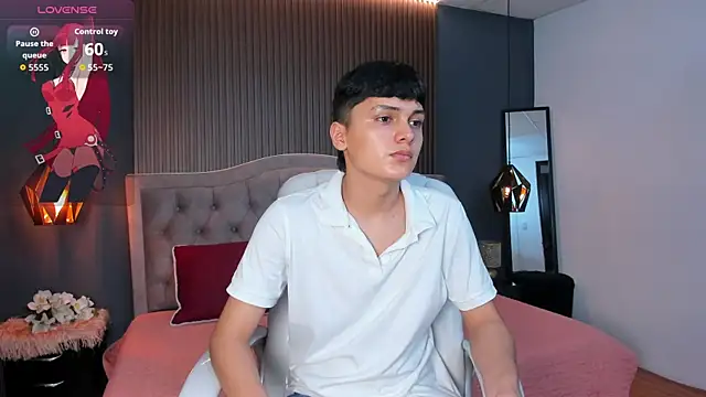 Maxii18  online show from 5, 11, 2025