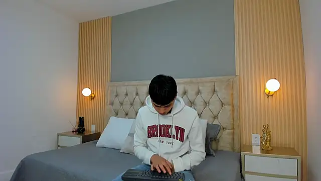 Maxii18  online show from 16, 1, 2026