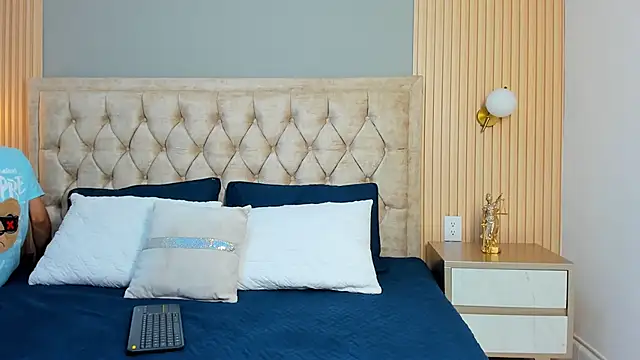 Maxii18  online show from 15, 1, 2026