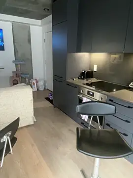 elliepixie online show from 2, 11, 2025