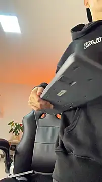 Sebastian Reed online show from 20, 2, 2026