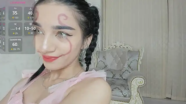 Danikalee online show from 2, 11, 2025