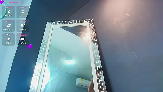 NaomiQueents online show from 28, 11, 2025