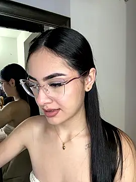 Snapshot of IslaCole chatting on 9, 1, 2026 IslaCole online show from 9, 1, 2026