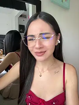 Snapshot of IslaCole chatting on 18, 11, 2025 IslaCole online show from 18, 11, 2025