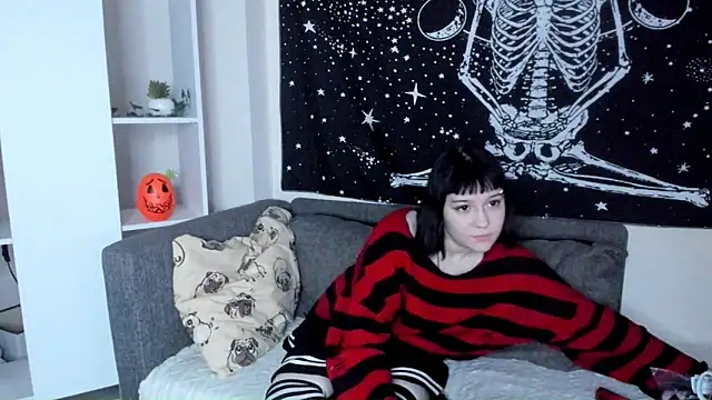 KandiStonelake online show from 31, 10, 2025