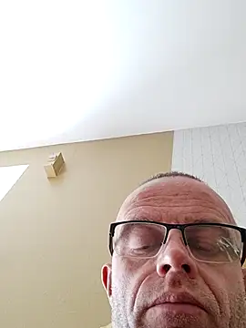 Snapshot of Breizh5605 chatting on 26, 10, 2025 Breizh5605 online show from 26, 10, 2025