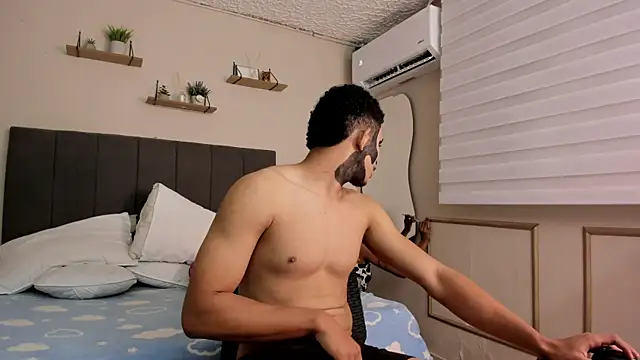 Cloe Harry online show from 1, 11, 2025