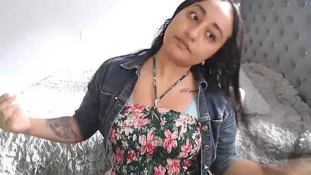 cute8smile online show from 27, 10, 2025