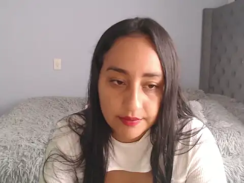 cute8smile online show from 6, 11, 2025