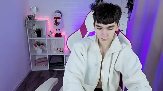 YamiTwink online show from 19, 12, 2025