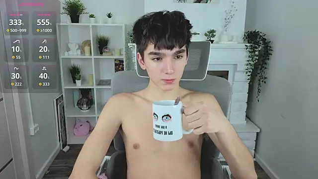 YamiTwink online show from 6, 1, 2026