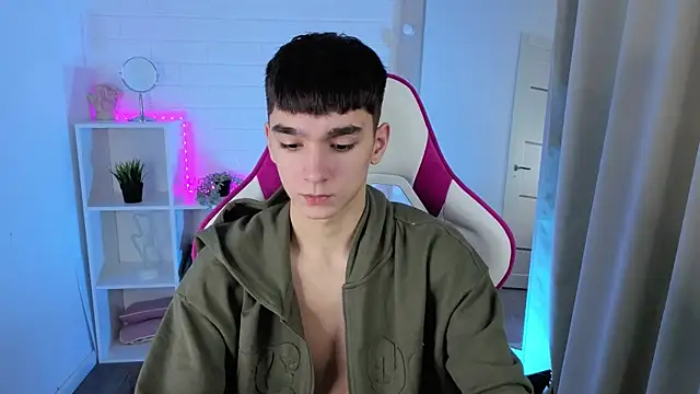 YamiTwink online show from 22, 11, 2025