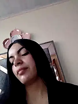 Snapshot of Nuvi_jonhs chatting on 6, 11, 2025 Nuvi jonhs online show from 6, 11, 2025