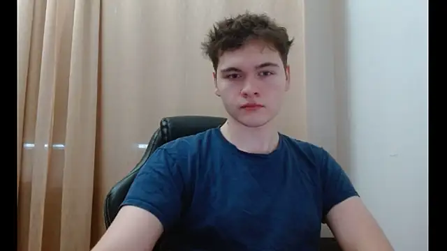 Snapshot of danielxfun chatting on 12, 1, 2026 danielxfun online show from 12, 1, 2026