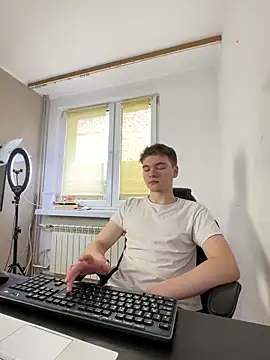 Snapshot of danielxfun chatting on 22, 12, 2025 danielxfun online show from 22, 12, 2025