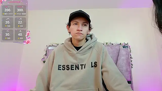 Iris mandarinne online show from 28, 11, 2025