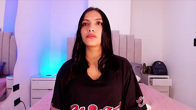 ellisrossi online show from 7, 1, 2026