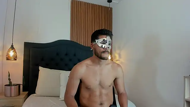 Hamilton 0 online show from 31, 10, 2025