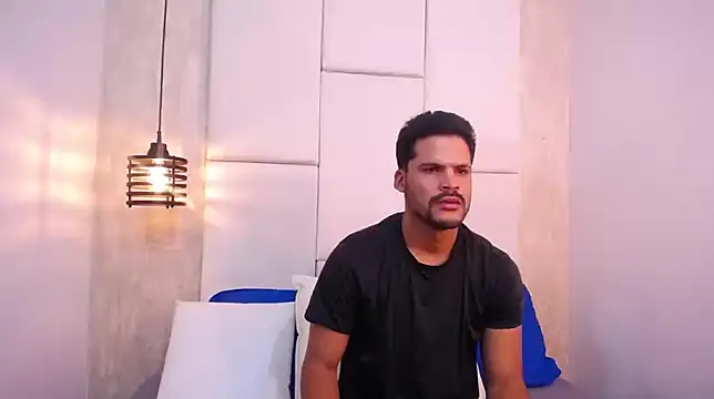 Hamilton 0 online show from 10, 11, 2025