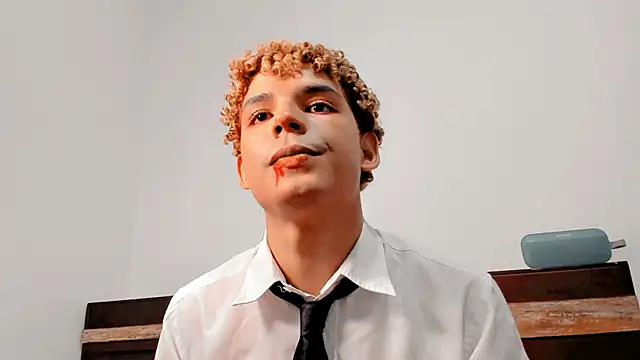 Daark Eros online show from 27, 10, 2025