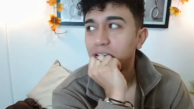 Dakota Rouse lx online show from 8, 11, 2025