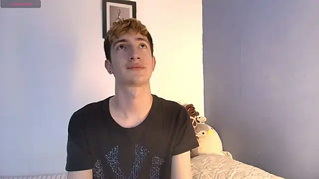 Snapshot of Erick_Taylor3 chatting on 14, 7, 2026 Erick Taylor3 online show from 14, 7, 2026