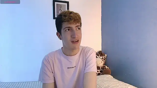 Snapshot of Erick_Taylor3 chatting on 18, 7, 2026 Erick Taylor3 online show from 18, 7, 2026