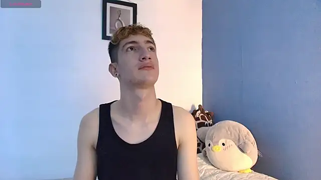 Snapshot of Erick_Taylor3 chatting on 18, 6, 2026 Erick Taylor3 online show from 18, 6, 2026