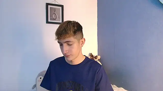 Snapshot of Erick_Taylor3 chatting on 16, 6, 2026 Erick Taylor3 online show from 16, 6, 2026