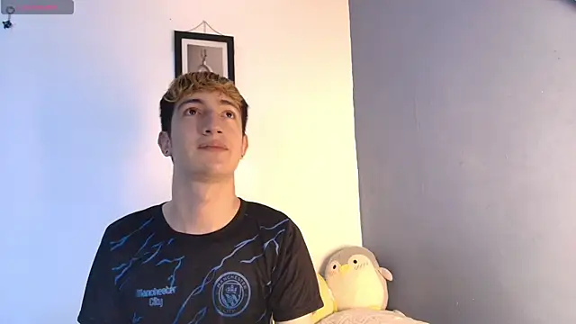 Snapshot of Erick_Taylor3 chatting on 16, 7, 2026 Erick Taylor3 online show from 16, 7, 2026