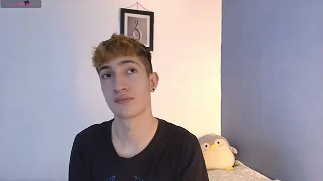 Snapshot of Erick_Taylor3 chatting on 21, 6, 2026 Erick Taylor3 online show from 21, 6, 2026