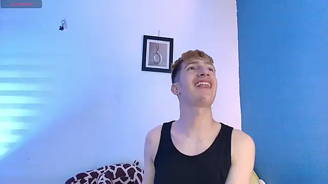 Snapshot of Erick_Taylor3 chatting on 7, 5, 2026 Erick Taylor3 online show from 7, 5, 2026