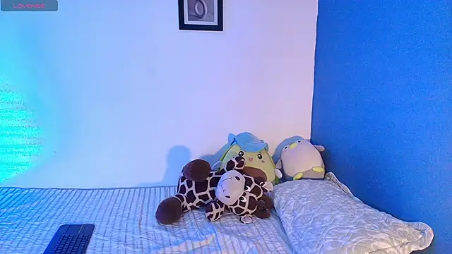 Snapshot of Erick_Taylor3 chatting on 28, 5, 2026 Erick Taylor3 online show from 28, 5, 2026