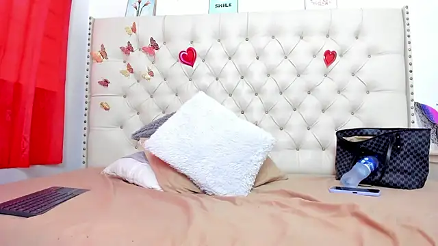 celena wonder online show from 15, 4, 2026