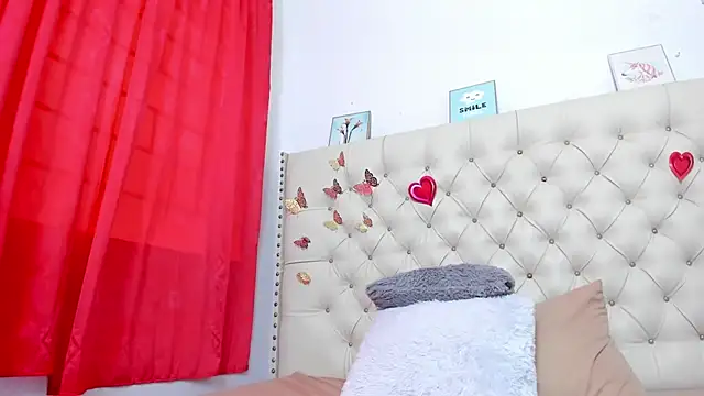 celena wonder online show from 13, 4, 2026