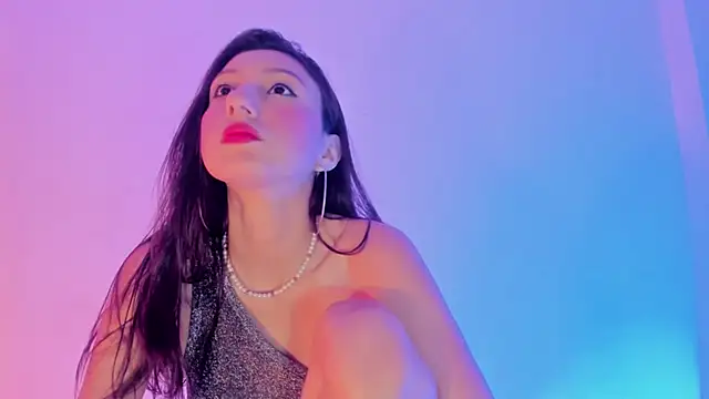 Snapshot of lily_ross1 chatting on 18, 11, 2025 lily ross1 online show from 18, 11, 2025