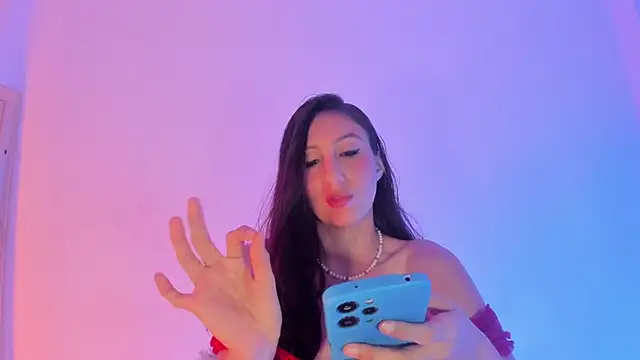 Snapshot of lily_ross1 chatting on 18, 11, 2025 lily ross1 online show from 18, 11, 2025