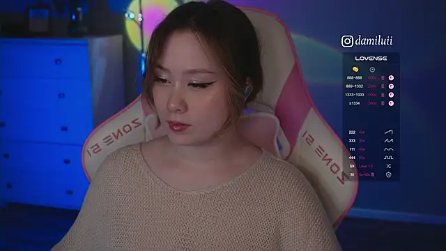 damilui online show from 10, 11, 2025