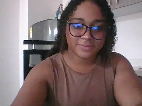 SamJones  online show from 31, 10, 2025