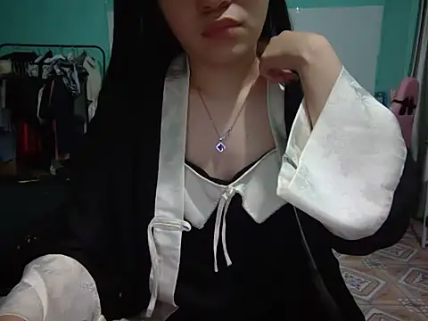 May2k2 online show from 24, 10, 2025